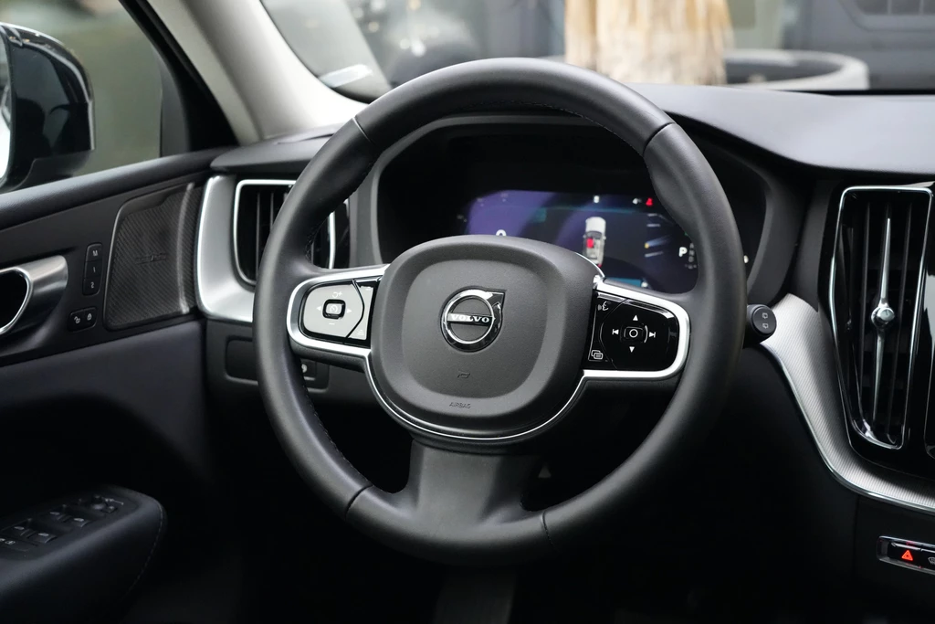 Volvo XC60 – foto 8