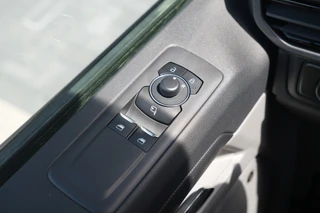 Ford E-Transit Custom – thumbnail 25