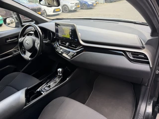 Toyota C-HR – thumbnail 32