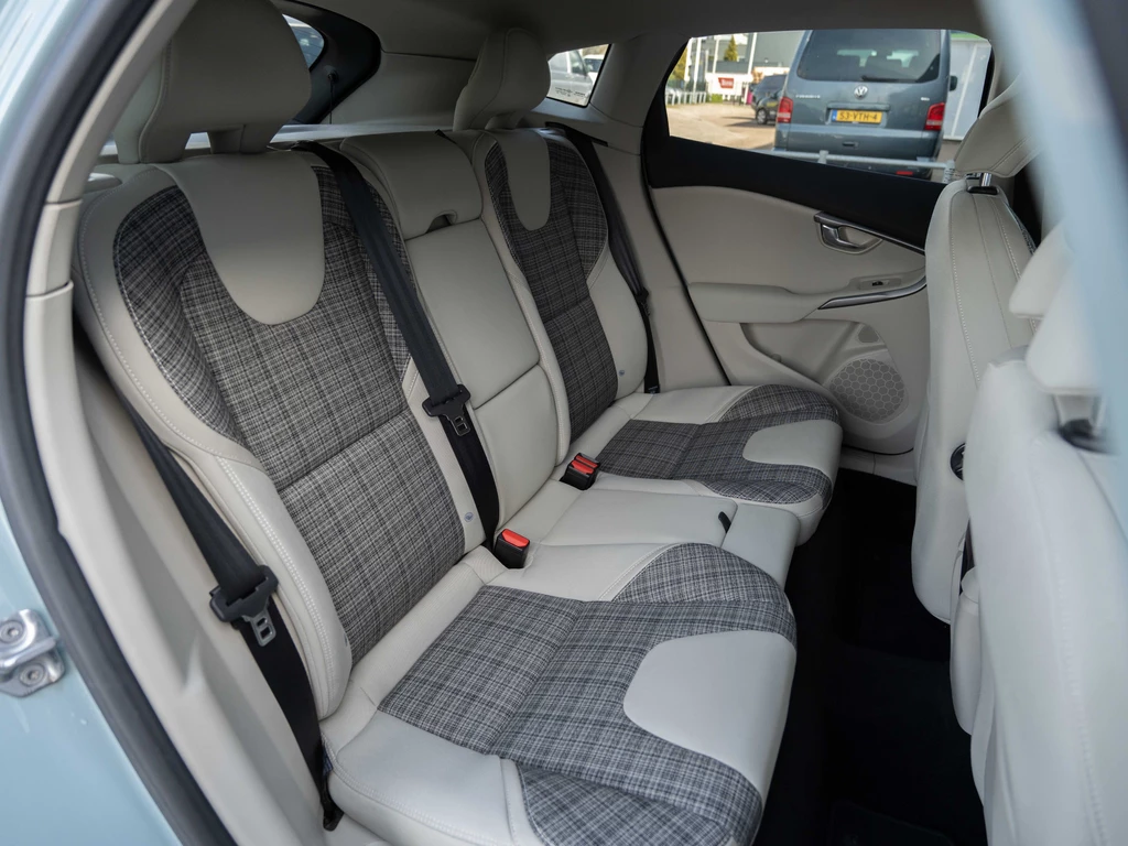 Volvo V40 – foto 17