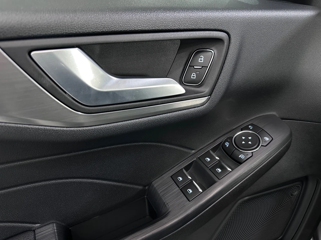 Ford Kuga – foto 18