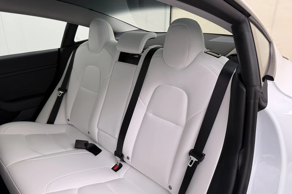 Tesla Model 3 – foto 11