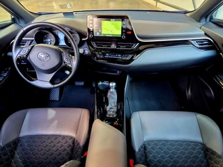 Toyota C-HR – thumbnail 13