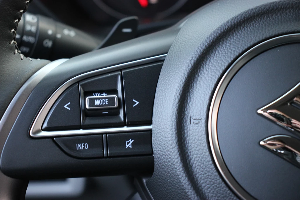Suzuki Swift – foto 18