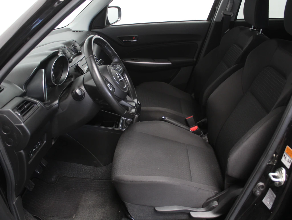 Suzuki Swift – foto 30