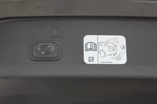 Ford Kuga – thumbnail 32