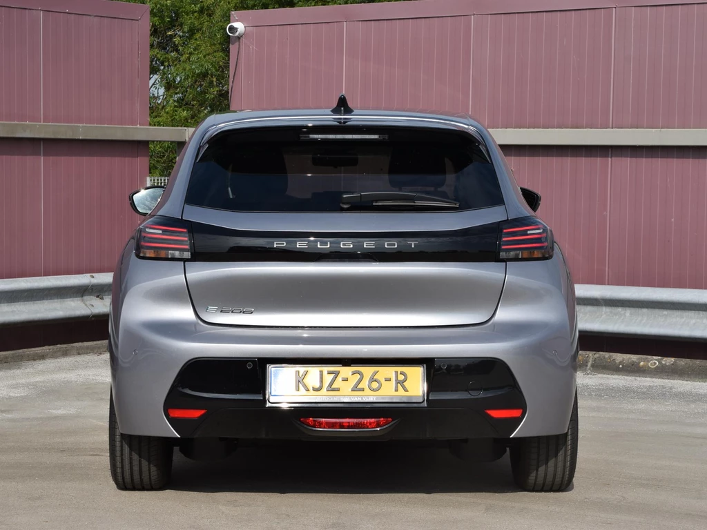 Peugeot e-208 – foto 3