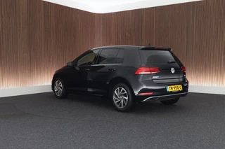 Volkswagen Golf – thumbnail 3