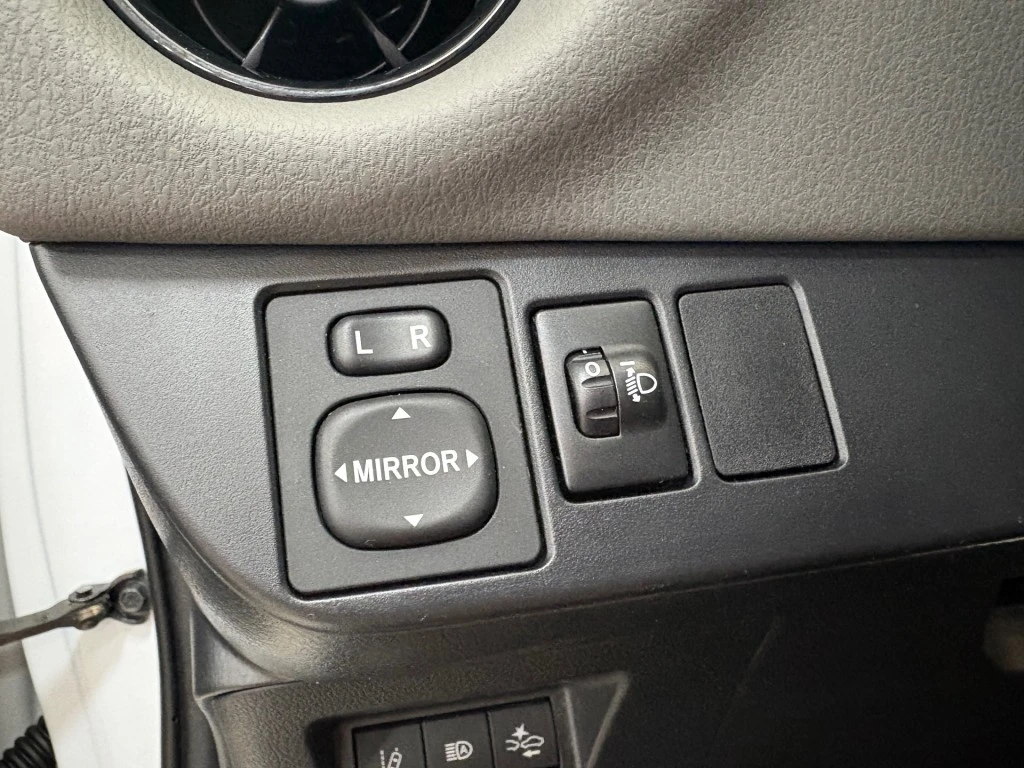 Toyota Yaris – foto 14