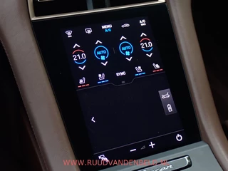 Porsche Taycan – thumbnail 20