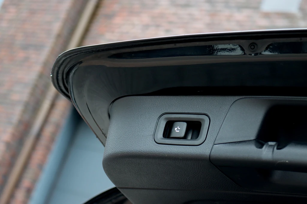 Mercedes-Benz EQB – foto 37