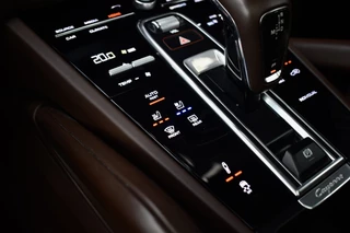 Porsche Cayenne – thumbnail 22