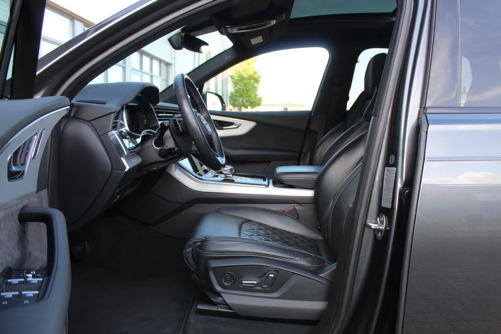 Audi Q7 – foto 22