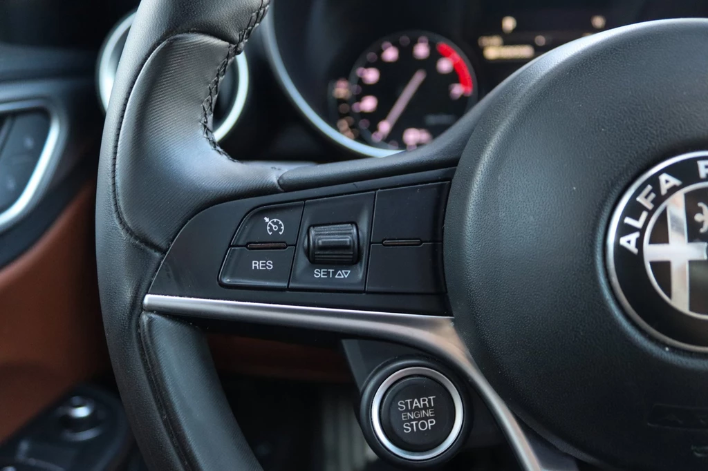 Alfa Romeo Giulia – foto 20