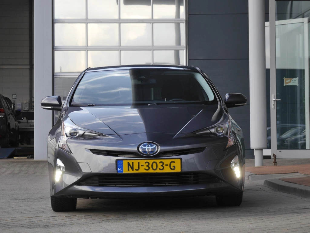 Toyota Prius – foto 6