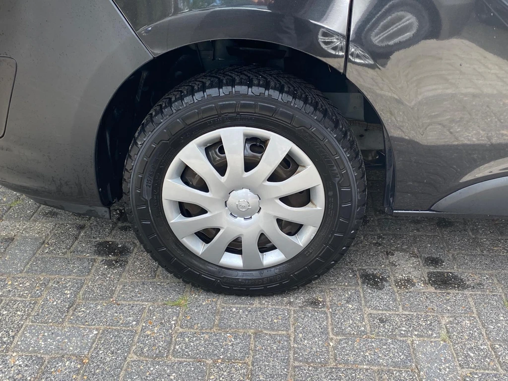 Opel Vivaro – foto 9