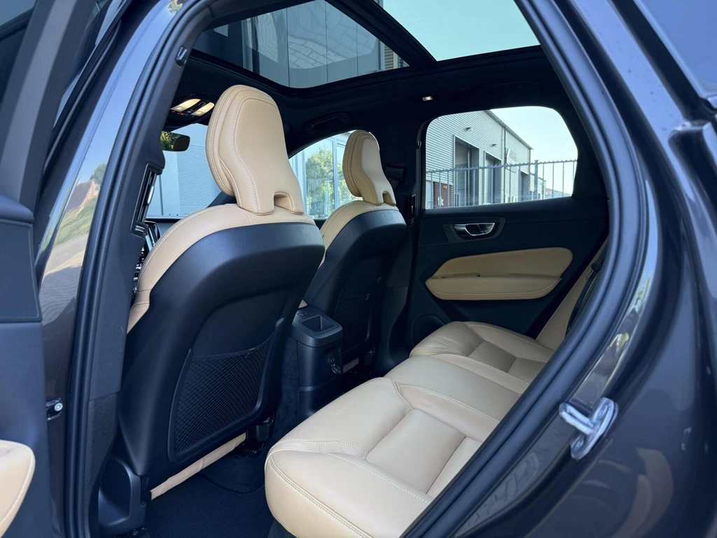 Volvo XC60 – foto 26