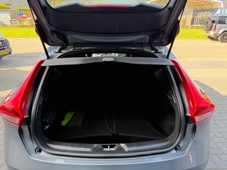 Volvo V40 – thumbnail 12