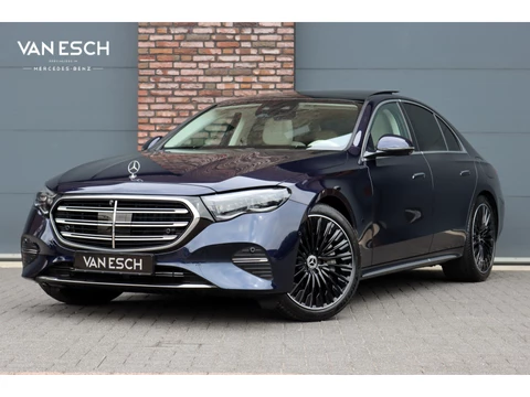 Mercedes-Benz E-Klasse 400 e 4MATIC Exclusive Line | Hypercreen | Luchtvering | Achterasbesturing | Distronic+ | Massage | Stoelventilatie | 3D-Display | HUD | Vlakkenverwarming | Digital Light |