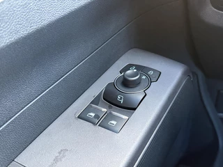 Ford E-Transit Courier – thumbnail 29