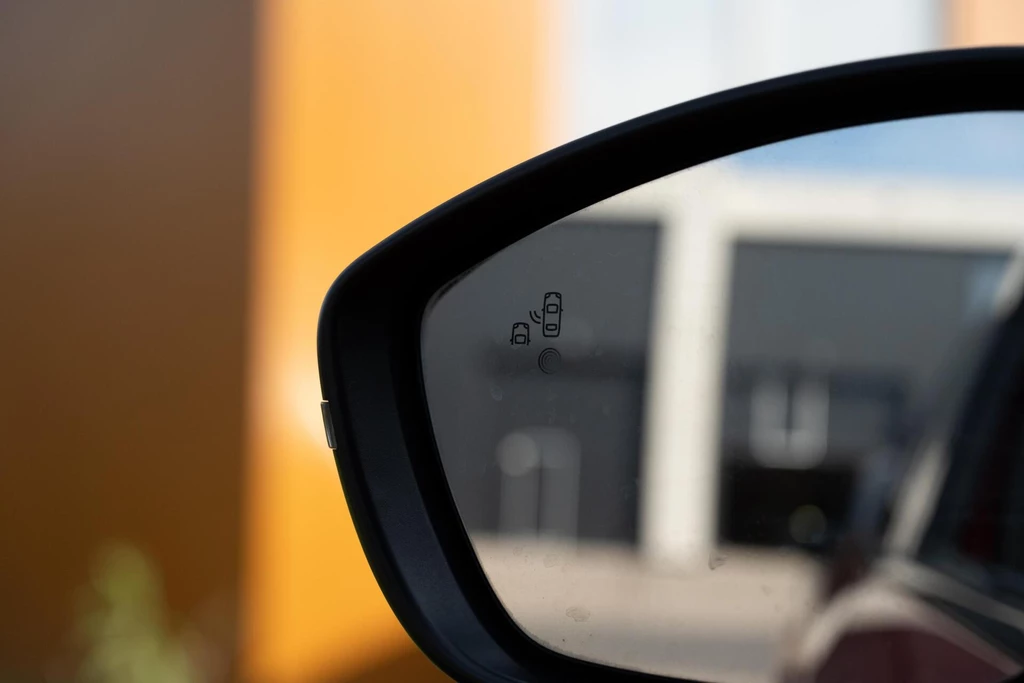 Peugeot 208 – foto 15