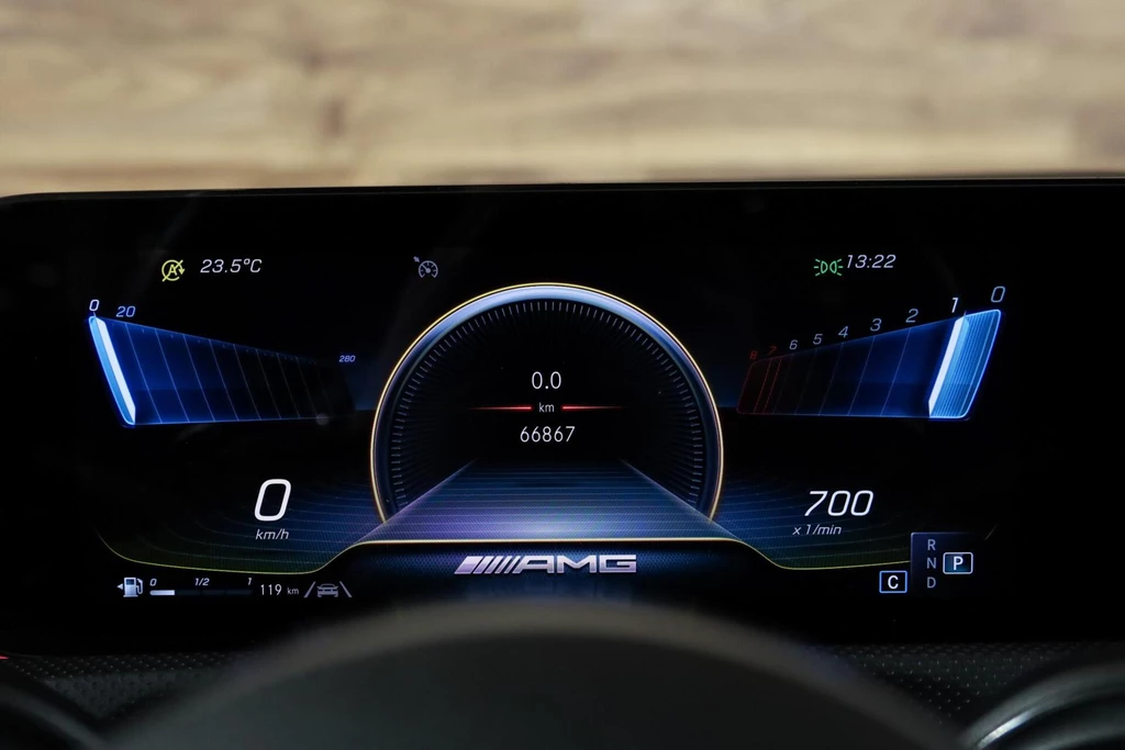 Mercedes-Benz CLA – foto 42