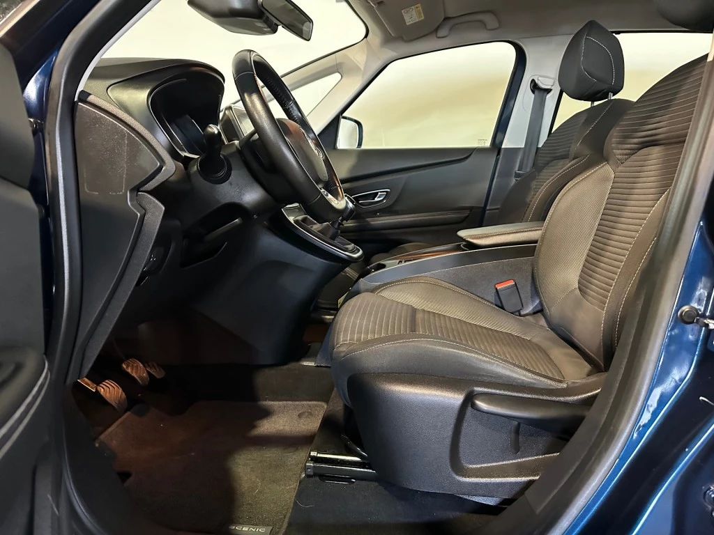 Renault Scénic – foto 14
