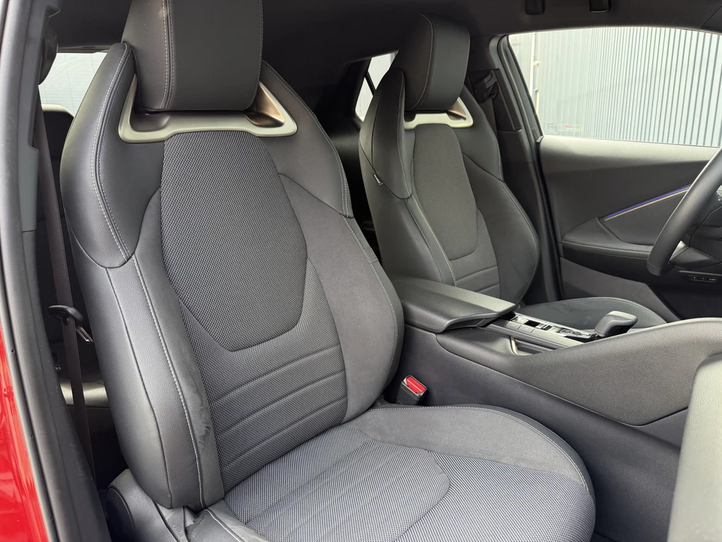 Toyota C-HR – foto 18