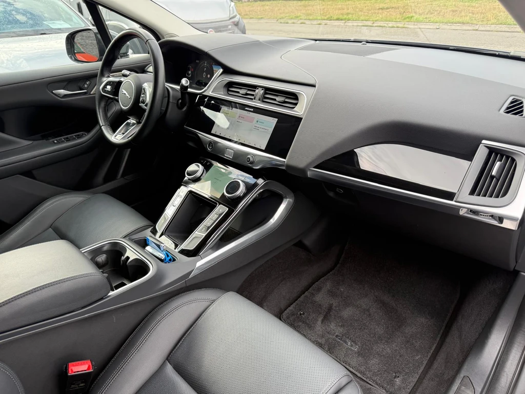 Jaguar I-PACE – foto 40