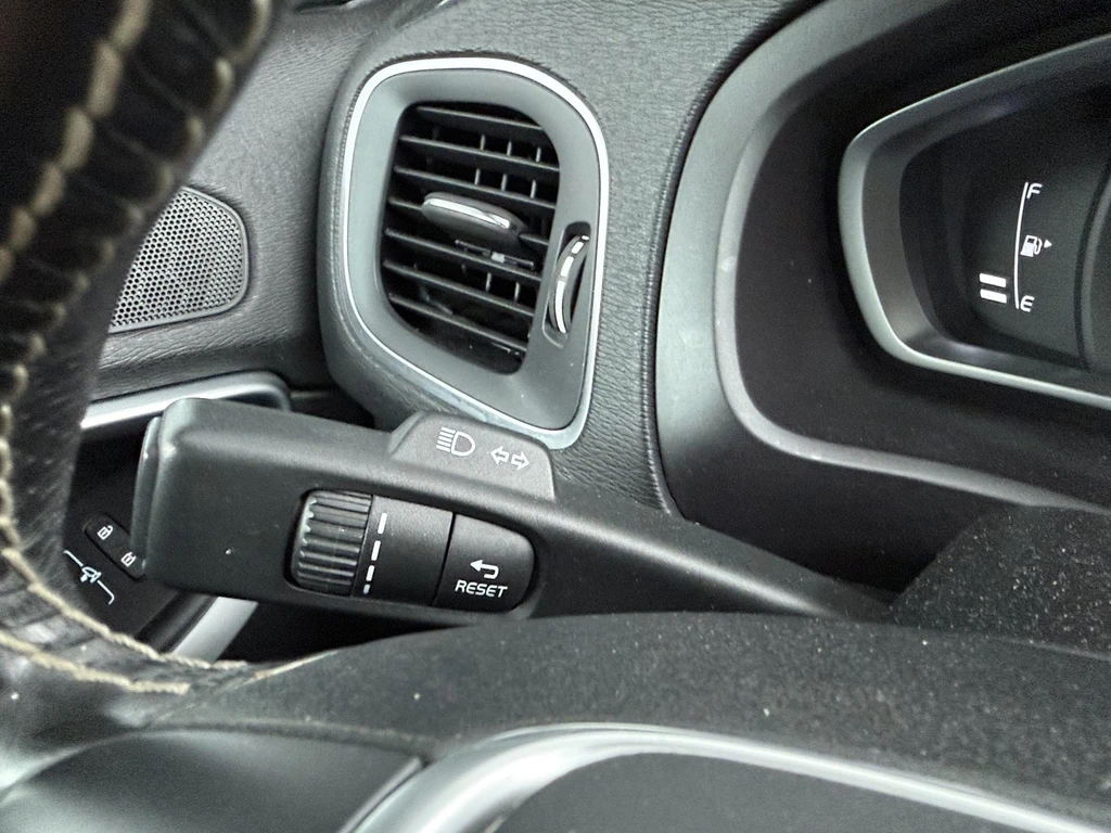 Volvo V40 – foto 19
