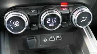 Renault Clio – thumbnail 13