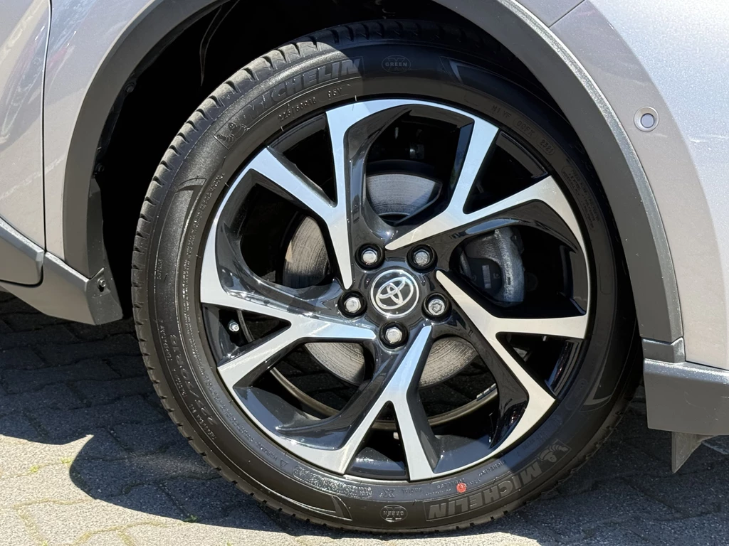 Toyota C-HR – foto 8