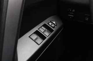 Toyota RAV4 – thumbnail 16