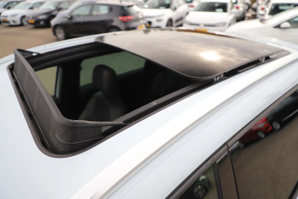 SEAT Leon – foto 8