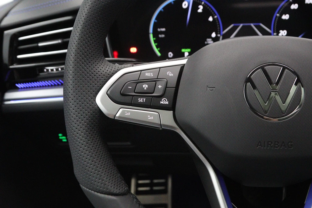 Volkswagen Touareg – foto 16
