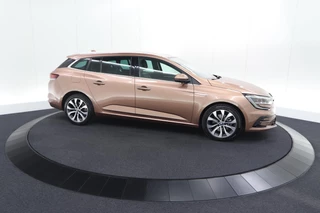 Renault Megane E-Tech – thumbnail 13