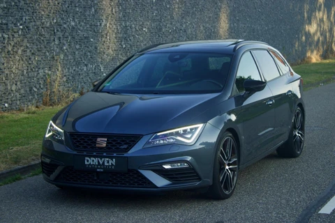 Seat Leon ST CUPRA 300 4DRIVE | Pano - Beats - ACC - DCC