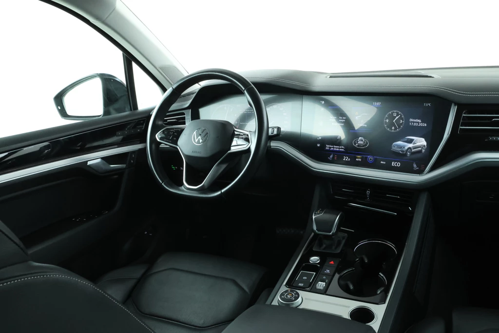 Volkswagen Touareg – foto 16