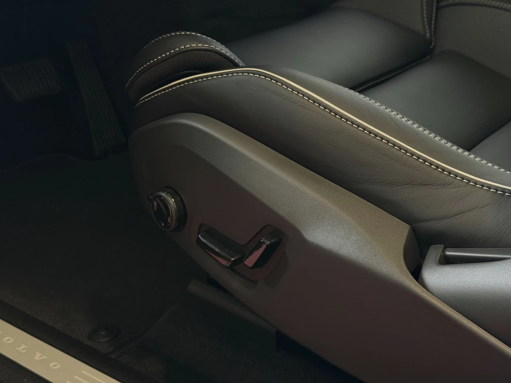 Volvo XC60 – foto 28