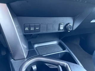 Toyota RAV4 – thumbnail 11