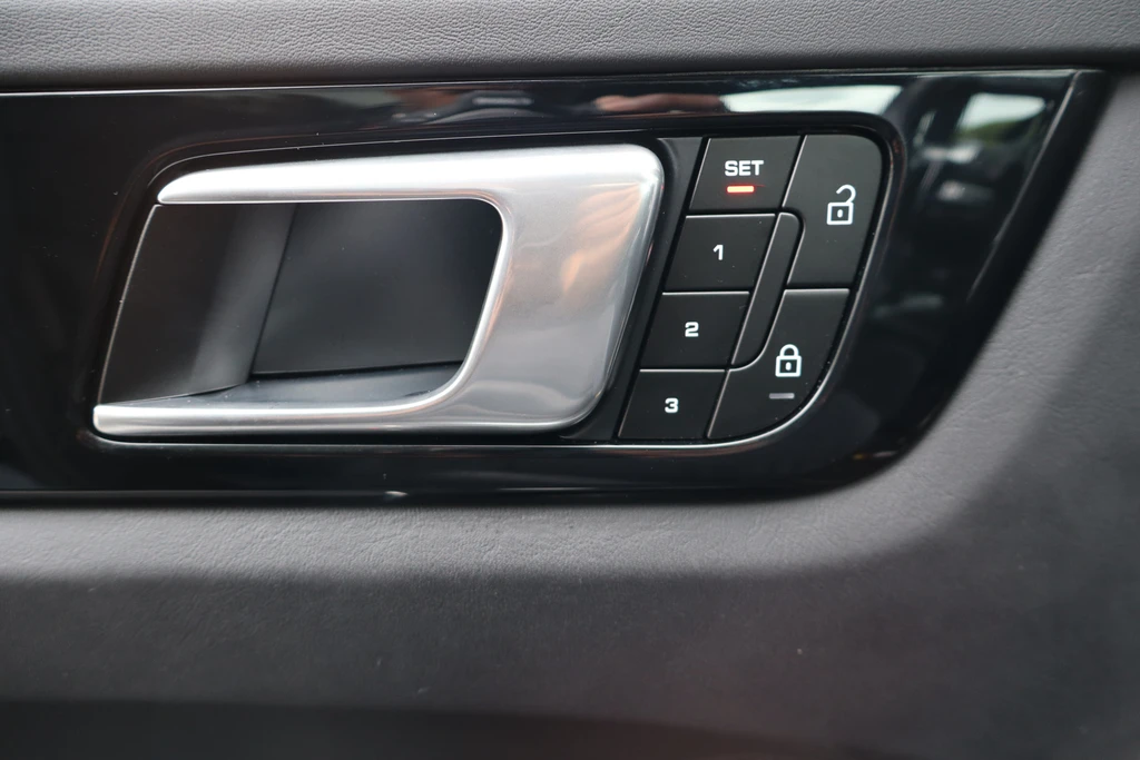Porsche Cayenne – foto 17