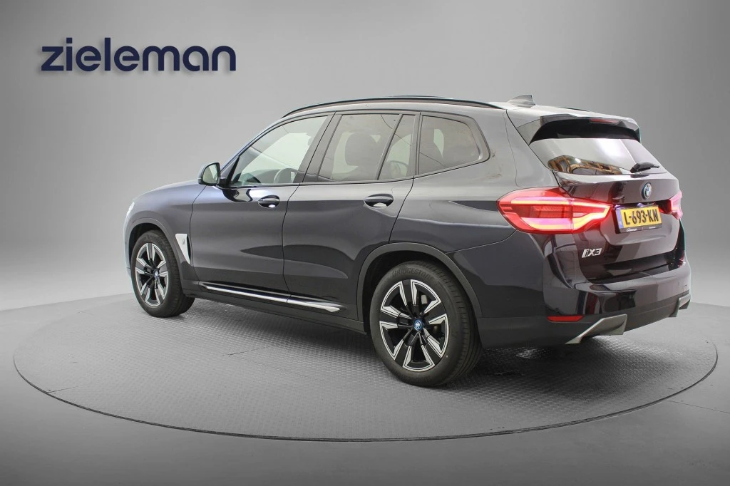 BMW iX3 – foto 3