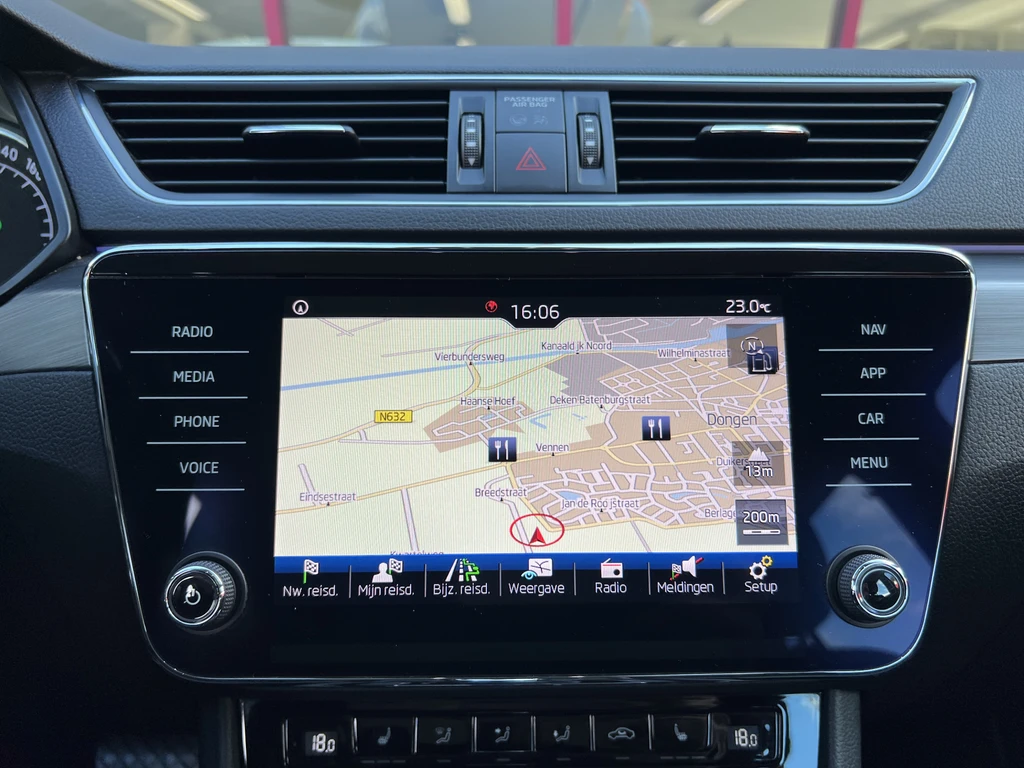 Škoda Superb – foto 25