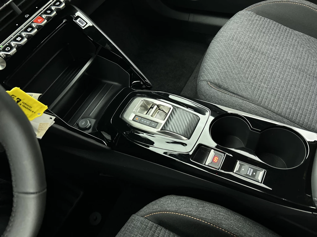 Peugeot e-2008 – foto 14