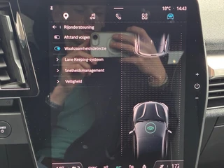 Renault Megane E-Tech – thumbnail 26