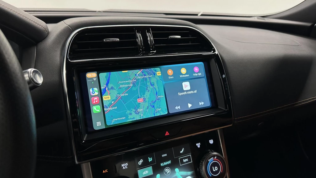 Jaguar XE – foto 42
