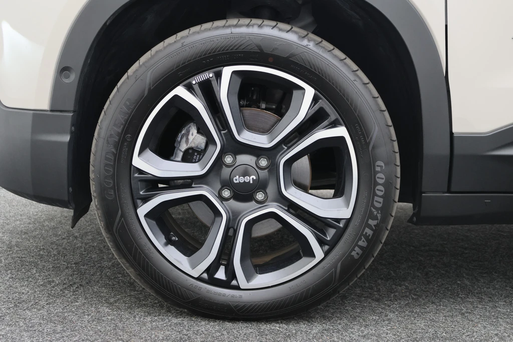 Jeep Avenger – foto 23