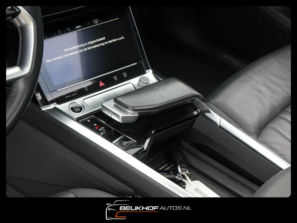 Audi e-tron – foto 18