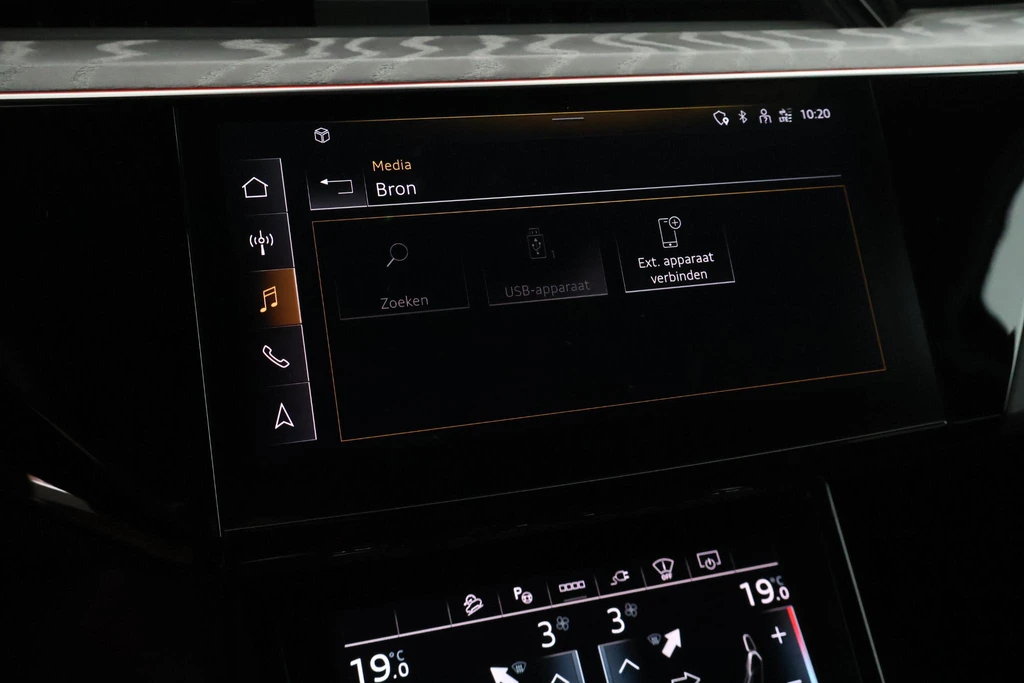 Audi Q8 e-tron – foto 22