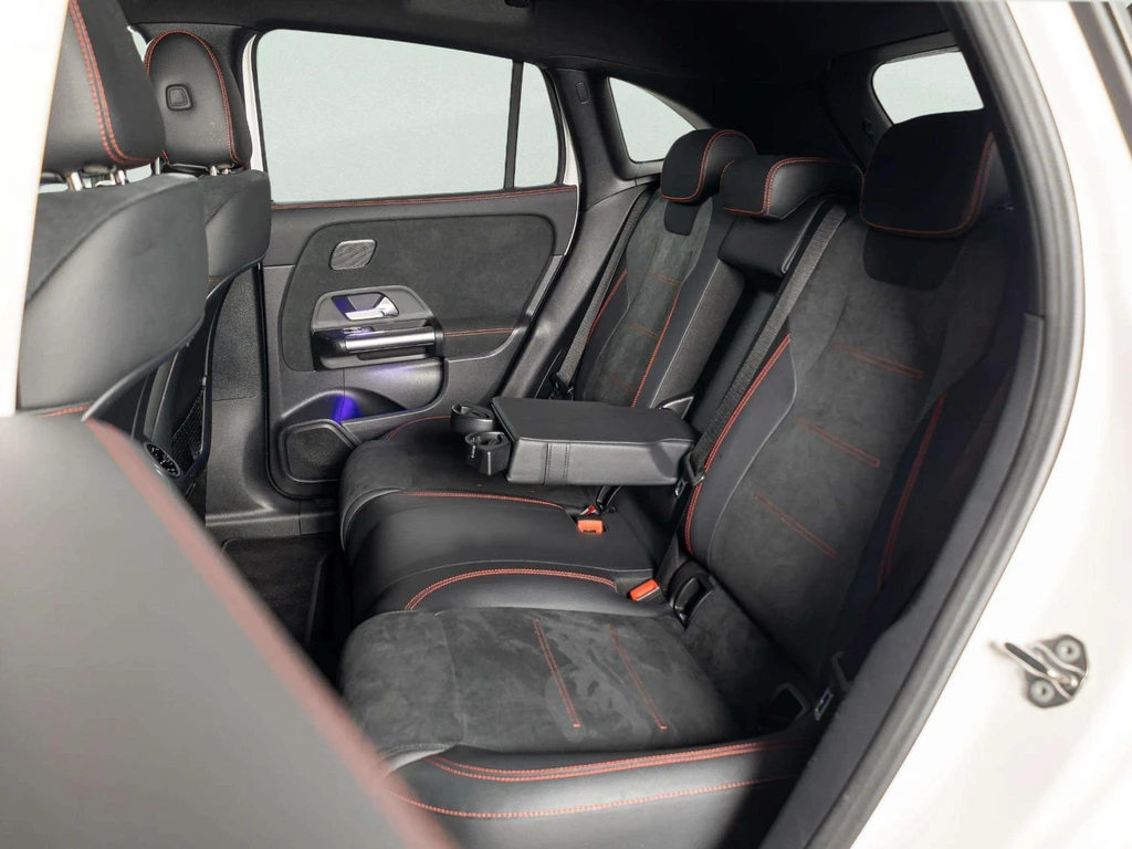 Mercedes-Benz EQA – foto 12